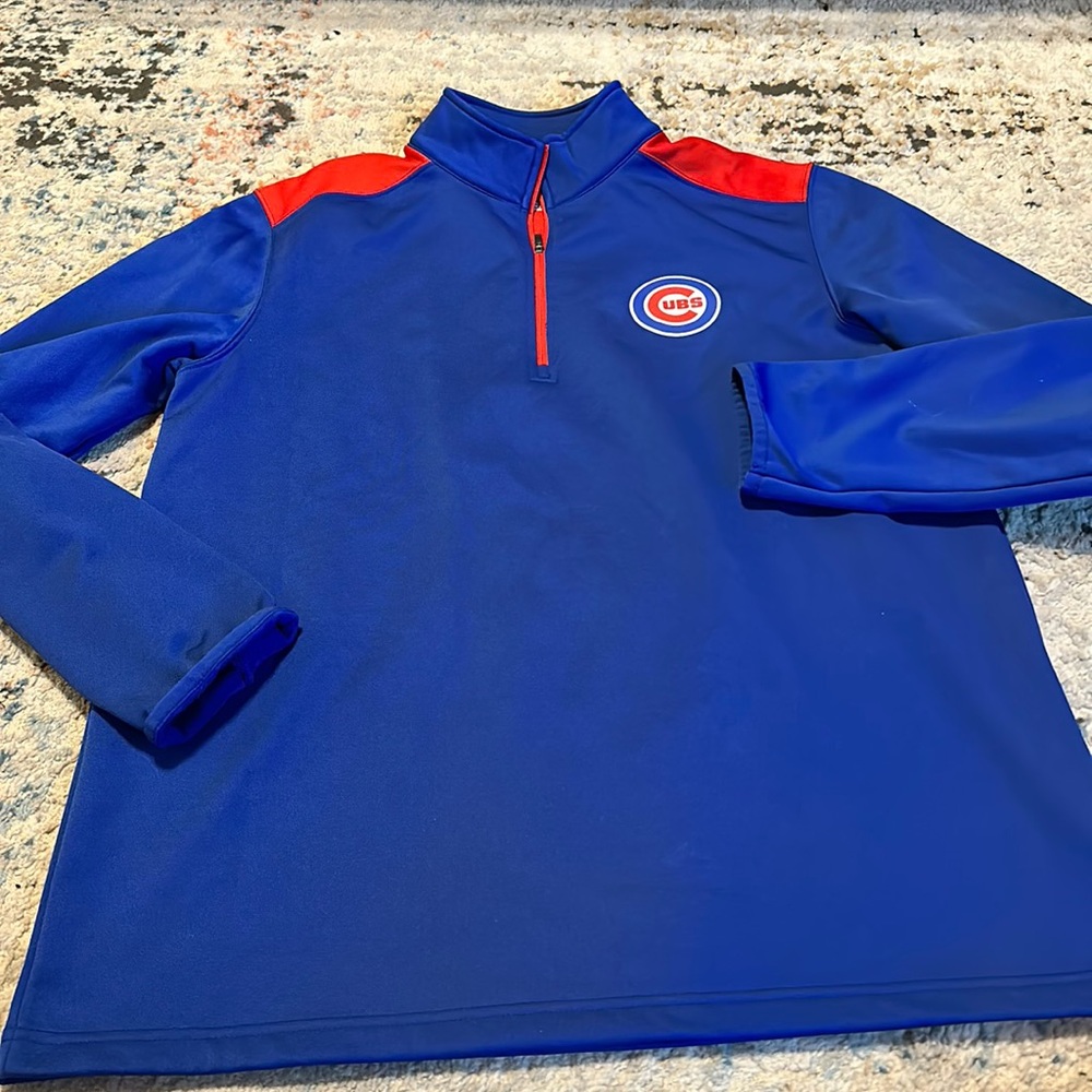 Chicago Cubs Pullover Size Large